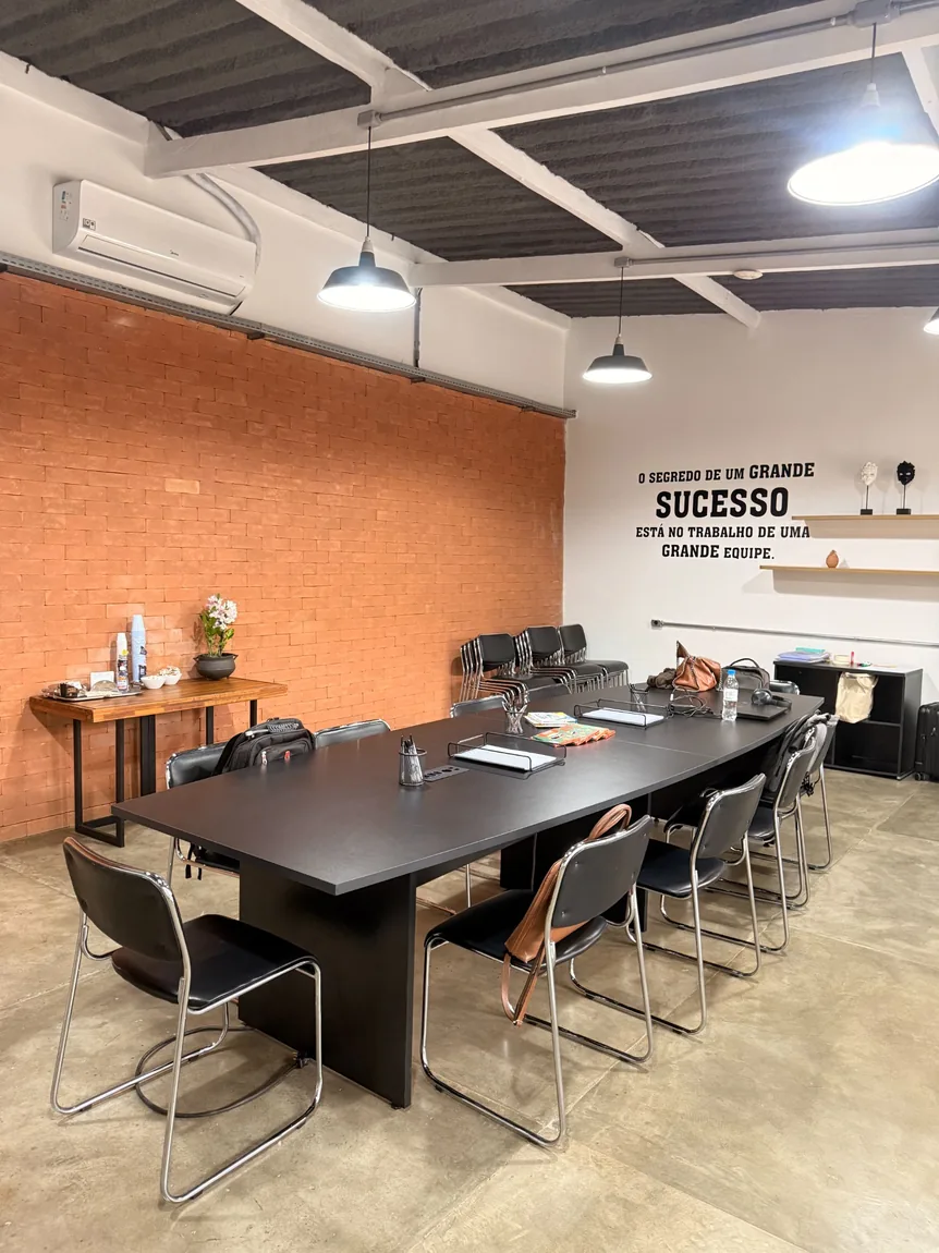 Sala de reunião do HUB 360 — foto 2