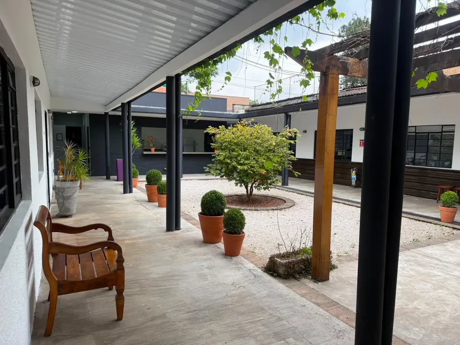 Pátio e área de descompressão do HUB 360